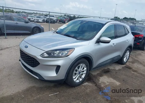 2020 Ford Escape Se z USA, uszkodzony, nr VIN 1FMCU0G64LUA32826